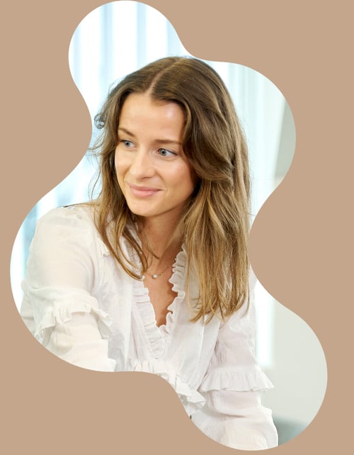 700x900-ditte-liquid-light-brown