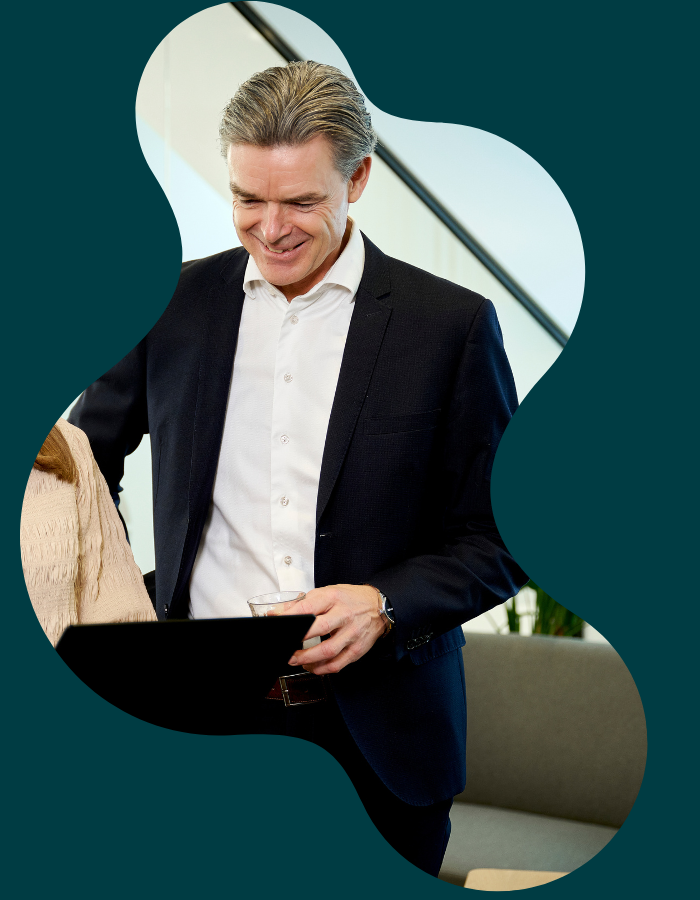 700x900-kenneth-liquid-petroleum