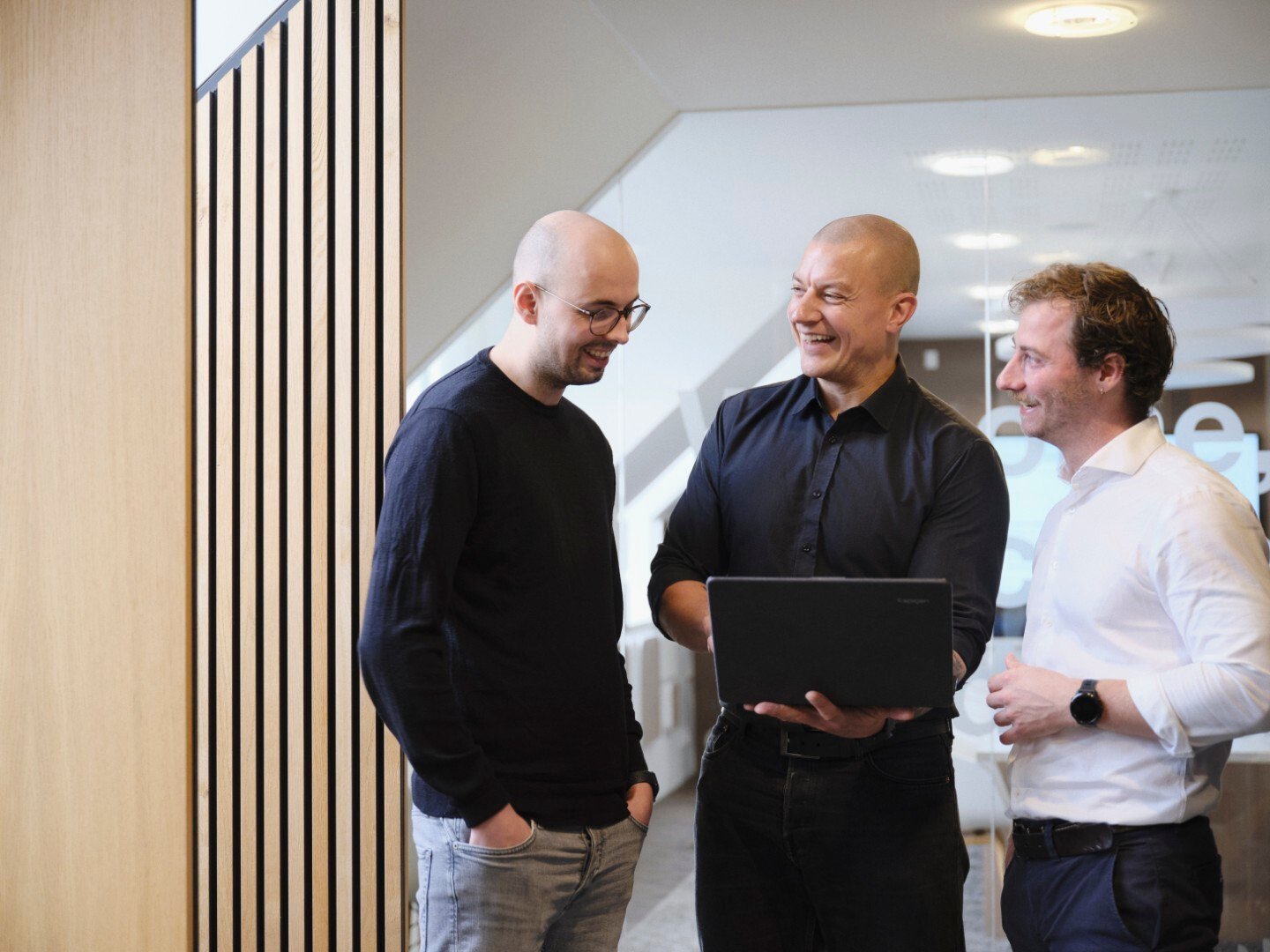 background-full-patrick-philip-rasmus-1