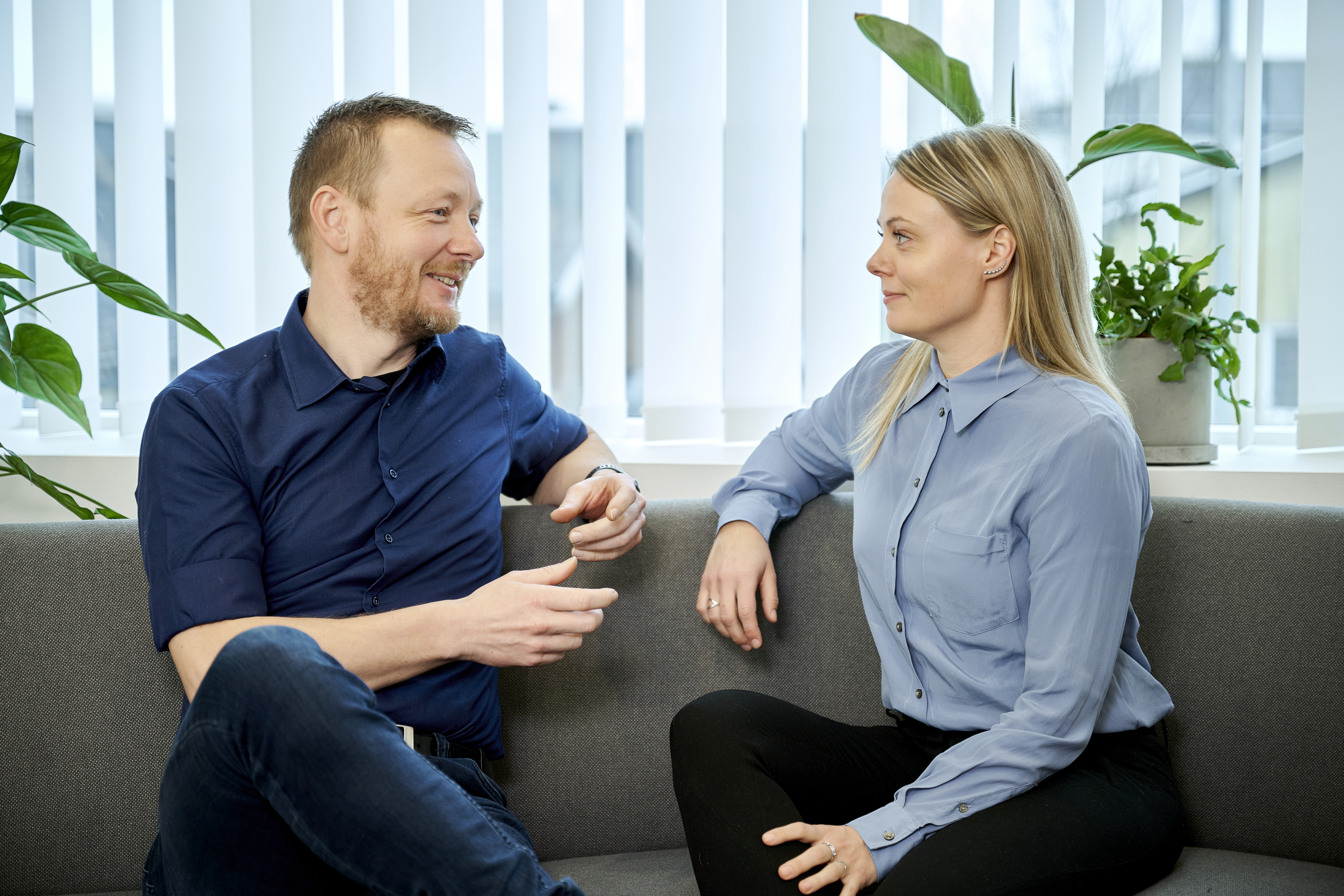 background-full-henrik-kamilla-hub